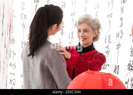 Glückliche Mutter und Tochter Stockfoto