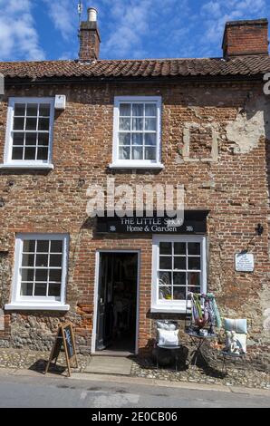 The Little Shop - Home & Garden in Little Walsington, North Norfolk, England, UK Stockfoto