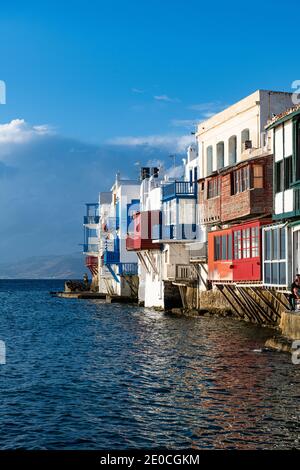 Little Venice, Horta, Mykonos, Kykladen, Griechische Inseln, Griechenland, Europa Stockfoto