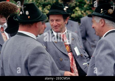 Deutschland /Bayern / Bayerisches Fest/ bayerischer Mann mit traditionellem Tuch und bayerischem Hut . Stockfoto