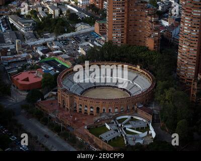 Stierkampfarena Plaza de Toros Santamaria von der Aussichtsplattform aus gesehen Plattform Torre Colpatria Bogota Hauptstadtbezirk Kolumbien Stockfoto