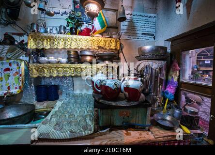 Kleines Teehaus auf dem alten Basar von Kashan, Hauptstadt von Kashan County im Iran Stockfoto