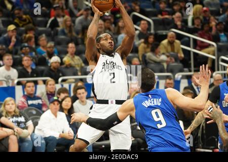 LA Clippers Forward Kawhi Leonard #2 schießt am Sonntag, den 26. Januar 2020 einen Dreipunkt im Amway Center in Orlando Florida. Bildnachweis: Marty Jean-Louis Stockfoto