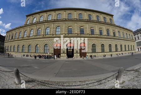 Koenigsbau, Muenchener Residenz, Max-Joseph-Platz, Muenchen, Bayern, Deutschland Stockfoto