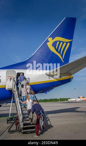 Flugzeug Ryanair, Flughafen, Schönefeld, Brandenburg, Deutschland Stockfoto