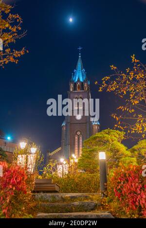 Nachtansicht der Myeongdong Kathedrale in Seoul, Republik Korea Stockfoto