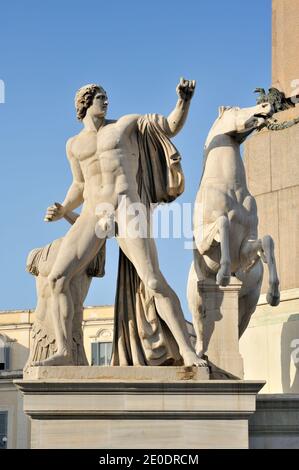 Italien, Rom, Brunnen des Monte Cavallo mit den Statuen Castor und Pollux Stockfoto
