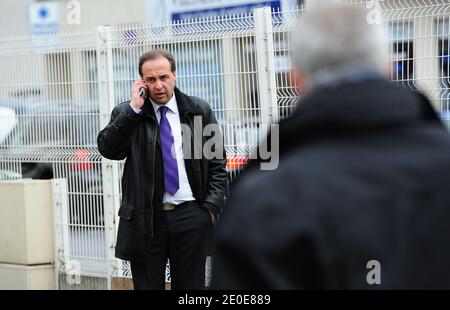 Der Bürgermeister von Drancy, Jean-Christophe Lagarde, ist vor dem Wahlkampfbesuch von Nicolas Sarkozy in Drancy, außerhalb von Paris, Frankreich am 10. April 2012 abgebildet. Foto von Mousse/ABACAPRESS.COM Stockfoto