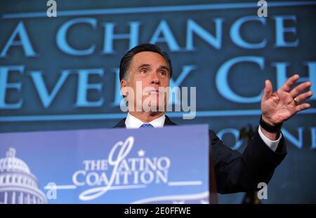 Der hoffnungsvolle Mitt Romney des republikanischen Präsidenten spricht beim Small Business Summit 2012 der Latino Coalition am 23. Mai 2012 in der US-Handelskammer in Washington, DC, USA. Foto von Olivier Douliery/ABACAPRESS.COM Stockfoto