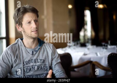 Romain Grosjean, französischer Fahrer im Formel-1-Team Lotus-Renault am 29. August 2011 in Paris, Frankreich. Foto von Nicolas Messyasz/ABACAPRESS.COM Stockfoto