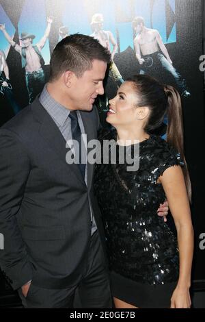 Channing Tatum und Jenna Dewan bei der Premiere von 'Magic Mike' während der Abschlussgala des Los Angeles Film Festivals 2012 im Regal Cinemas L.A. Live in Los Angeles, CA, USA am 24. Juni 2012. Foto von Krista Kennel/ABACAPRESS.COM Stockfoto