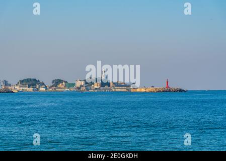 Leuchtturm im Hafen von Sokcho, Republik Korea Stockfoto