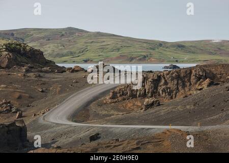 Kleifarvatn See in Reykjanesfólkvangur Naturschutzgebiet Park in Reykjanes Halbinsel in Südisland. Stockfoto