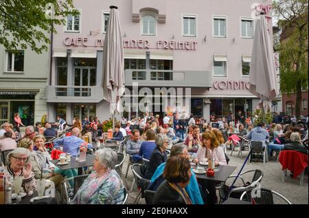 Cafe Münchner Freiheit, Schwabing, München, Bayern, Deutschland Stockfoto