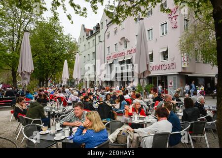 Cafe Münchner Freiheit, Schwabing, München, Bayern, Deutschland Stockfoto