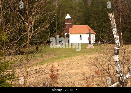 Harghita County, Rumänien. St. Anne katholische Kapelle, ein Wallfahrtsort am St. Anne's Lake. Stockfoto