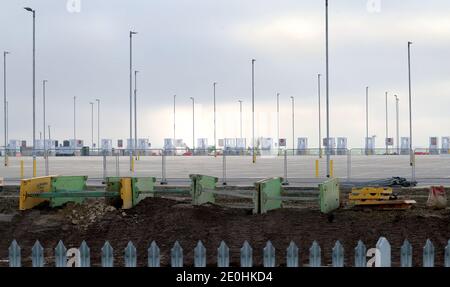 Ein Blick auf den Bau der Sevington Inland Border Facility in Ashford, Kent, da Großbritannien die Binnenmarkt- und Zollunion verlässt und die Übergangszeit für den Brexit zu Ende geht Stockfoto