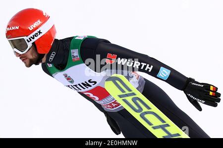 Garmisch Partenkirchen, Deutschland. Januar 2021. Skispringer Markus Eisenbichler aus Deutschland im Einsatz beim Vierschanzentournee in Garmisch-Partenkirchen. Quelle: Daniel Karmann/dpa/Alamy Live News Stockfoto