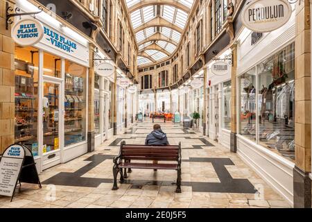 Worthing, 11. Dezember 2020: Das Einkaufszentrum Royal Arcade in Worthing Stockfoto