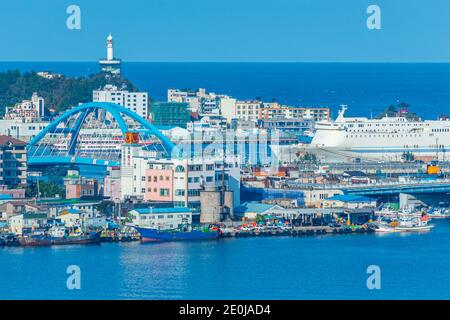 SOKCHO, KOREA, 27. OKTOBER 2019: Luftaufnahme des Hafens von Sokcho, Republik Korea Stockfoto