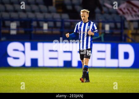 Sheffield, Großbritannien. Januar 2021. Barry Bannan von Sheffield Wednesday feiert seinen Sieg bei der Schlusspfeife während des Sky Bet Championship-Spiels in Hillsborough, Sheffield Bild von Matt Wilkinson/Focus Images/Sipa USA 01/01/2021 Kredit: SIPA USA/Alamy Live News Stockfoto