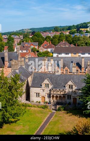 Blick nach Norden vom Turm der St. Cuthberts Kirche Wells Somerset. Stockfoto