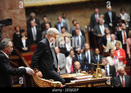 Der Präsident der französischen Nationalversammlung Claude Bartolone wird vor dem französischen Premierminister Jean-Marc Ayrault am 3. Juli 2012 bei der Nationalversammlung in Paris, Frankreich, vorgestellt, um das allgemeine politische Programm der französischen Regierung vorzustellen. Foto von Mousse/ABACAPRESS.COM Stockfoto