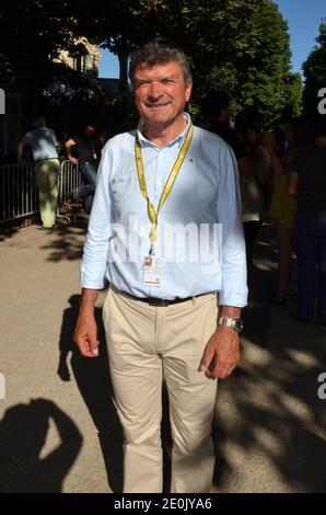 Bernard Thevenet während der 20. Und letzten Etappe des 99. Radrennens der Tour de France zwischen Rambouillet und Paris, auf den Champs Elysees, in Paris, Frankreich am 22. Juli 2012. Foto von Thierry Plessis/ABACAPRESS.COM Stockfoto