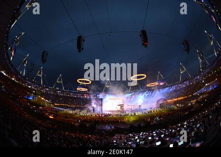 Eröffnungszeremonie der Olympischen Spiele 2012 in London, Großbritannien, am 27. Juli 2012. Die Olympischen Sommerspiele 2012 finden vom 27. Juli bis 12. August 2012 in London statt. Foto von ABACAPRESS.COM Stockfoto