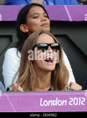 Andy Murrays Freundin Kim Sears beim Finale der Herren-Singles-Partie während der Olympischen Spiele 2012 in London am 5. August 2012 in Wimbledon, London, Großbritannien. Foto von Zabulon/Pool/ABACAPRESS.COM Stockfoto