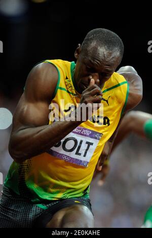 Jamaikas Usain Bolt im Halbfinale der 200-Meter-Männer bei Athetics bei den Olympischen Spielen 2012 in London, Großbritannien am 8. August 2012. Foto von Henri Szwarc/ABACAPRESS.COM Stockfoto