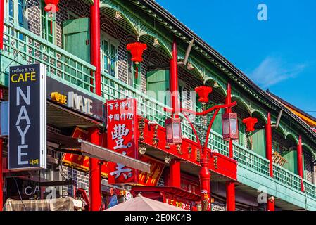 INCHEON, KOREA, 25. OKTOBER 2019: Werbespots in Chinatown von Incheon in der Republik Korea Stockfoto