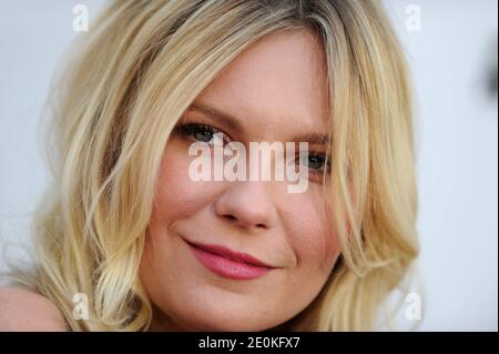 Kirsten Dunst kommt bei der Premiere von 'Bachelorette' am 23. August 2012 im ArcLight Cinemas in Los Angeles, CA, USA. Foto von Lionel Hahn/ABACAPRESS.COM Stockfoto