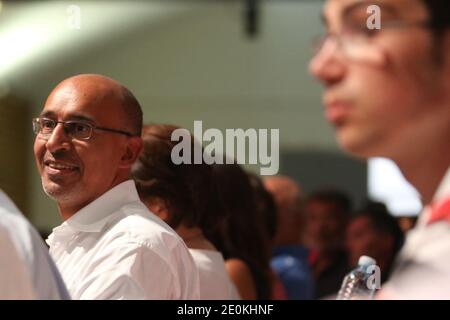 Die Nummer 2 der Sozialistischen Partei Harlem Desir ist während des zweiten Tages der jährlichen Sommeruniversität der Sozialistischen Partei Frankreichs (PS) am 25. August 2012 in La Rochelle im Südwesten Frankreichs abgebildet. Foto von Stephane Lemouton/ABACAPRESS.COM. Stockfoto