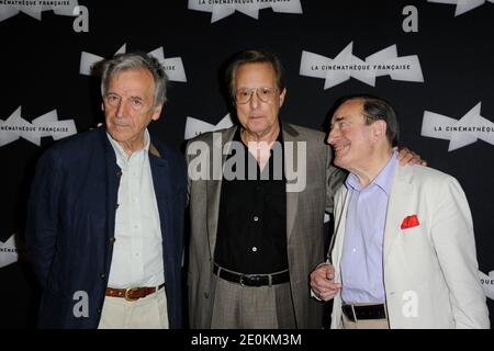 William Friedkin , Pierre Etaix und Costa-Gavras Constantin bei der Premiere von Killer Joe am 29. August 2012 in der Cinematheque de Paris in Paris, Frankreich. Foto von Alban Wyters/ABACAPRESS.COM Stockfoto