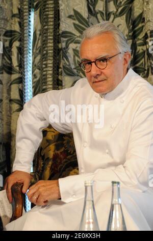 Alain Ducasse bei der Präsentation des '3e Edition de Tous au Restaurant' im Hotel de ville de Paris, Paris, Frankreich am 4. september 2012. Foto von Alban Wyters/ABACAPRESS.COM Stockfoto