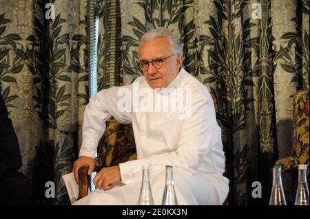 Alain Ducasse bei der Präsentation des '3e Edition de Tous au Restaurant' im Hotel de ville de Paris, Paris, Frankreich am 4. september 2012. Foto von Alban Wyters/ABACAPRESS.COM Stockfoto