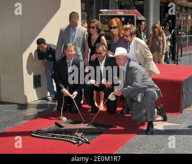 Vince Gill, Amy Grant, Reba McEntyre und Tony Brown beim Besuch von Vince Gill mit Star auf dem Hollywood Walk of Fame geehrt, der am 6. September 2012 auf dem 6901 Hollywood Boulevard in Hollywood, Los Angeles, CA, USA, stattfand. Foto von Tony DiMaio/ABACAPRESS.COM Stockfoto