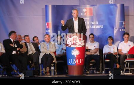 Bruno Le Maire hält am 15. September 2012 eine Rede auf dem Parteitag der UMP in Samoens, Frankreich. Am 18. Und 25. November werden die 5 Kandidaten für den Chef der Oppositionspartei und die Wahl Jean Francois Cope vertreten durch Luc Chatel, Nathalie Kosciusko-Morizet, Bruno Le Maire, Henri Guaino und Francois Fillon stattfinden. Foto von Vincent Dargent/ABACAPRESS.COM Stockfoto
