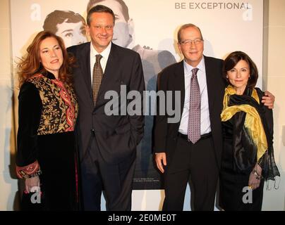 Sean Hepburn Ferrer mit seiner Frau und Stephen Bogart mit seiner Frau beim Besuch des 140-jährigen Jubiläums VON S.T Dupont im Crillon Hotel in Paris, Frankreich 20. September 2012. Foto von Marco Vitchi/ABACAPRESS.COM Stockfoto