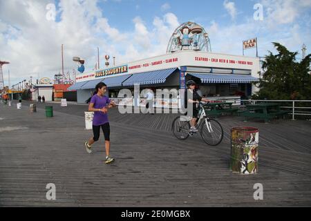 Blick auf Coney Island. Coney Island ist eine Halbinsel und Strand am Atlantischen Ozean im südlichen Brooklyn, NY, USA am 20. September 2012. Foto von Marie Psaila/ABACAPRESS.COM Stockfoto