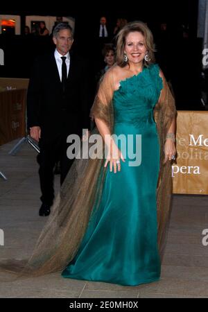 Renee Fleming besucht am 24. September 2012 die Metropolitan Opera Season Opening im Lincoln Center New York City, NY, USA. Foto von Donna ward/ABACAPRESS.COM Stockfoto