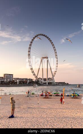 Dubai, Vereinigte Arabische Emirate, 20. Dezember 2020: Dubai Eye an der Dubai Waterfront, neue Touristenattraktion Stockfoto