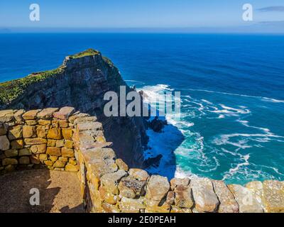 Atemberaubende Aussicht auf die felsigen Klippen des Kaps der Guten Hoffnung, Südafrika Stockfoto