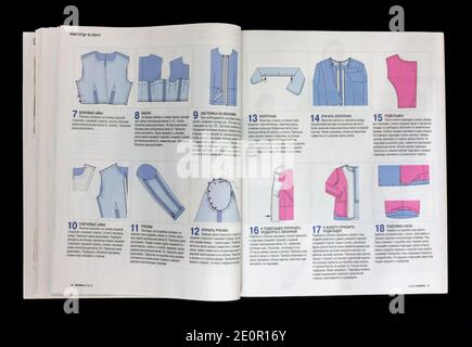 Das Innere der russischen Zeitschrift 'Burda', september 2018. Stockfoto
