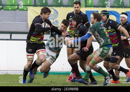 Treviso, Italien. 02. Jan, 2021. johan meyer zebre während Benetton Treviso vs Zebre Rugby, Rugby Guinness Pro 14 Spiel in Treviso, Italien, Januar 02 2021 Kredit: Unabhängige Fotoagentur/Alamy Live Nachrichten Stockfoto