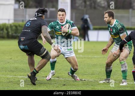 Treviso, Italien. 02. Jan, 2021. paolo garbisi benetton während Benetton Treviso vs Zebre Rugby, Rugby Guinness Pro 14 Spiel in Treviso, Italien, Januar 02 2021 Kredit: Unabhängige Fotoagentur/Alamy Live Nachrichten Stockfoto