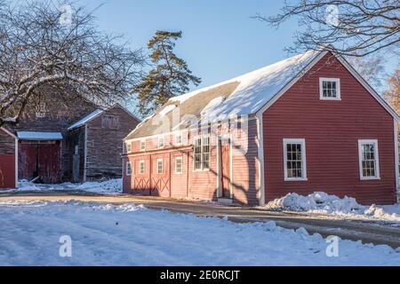 Eine rote Scheune in Deerfield Village, Deerfield, Massachusetts Stockfoto