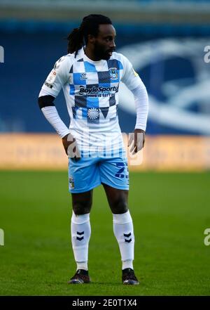 LONDON, Vereinigtes Königreich, JANUAR 02: Fankaty Dabo von Coventry City während der Sky Bet Championship zwischen Millwall und Coventry City im Den Stadium, London am 02.Januar 2021 Credit: Action Foto Sport/Alamy Live News Stockfoto