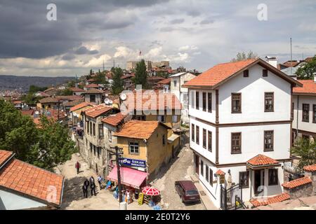 Traditionelle türkische Häuser in der Nähe von Ankara Schloss in Ankara, Türkei. Stockfoto